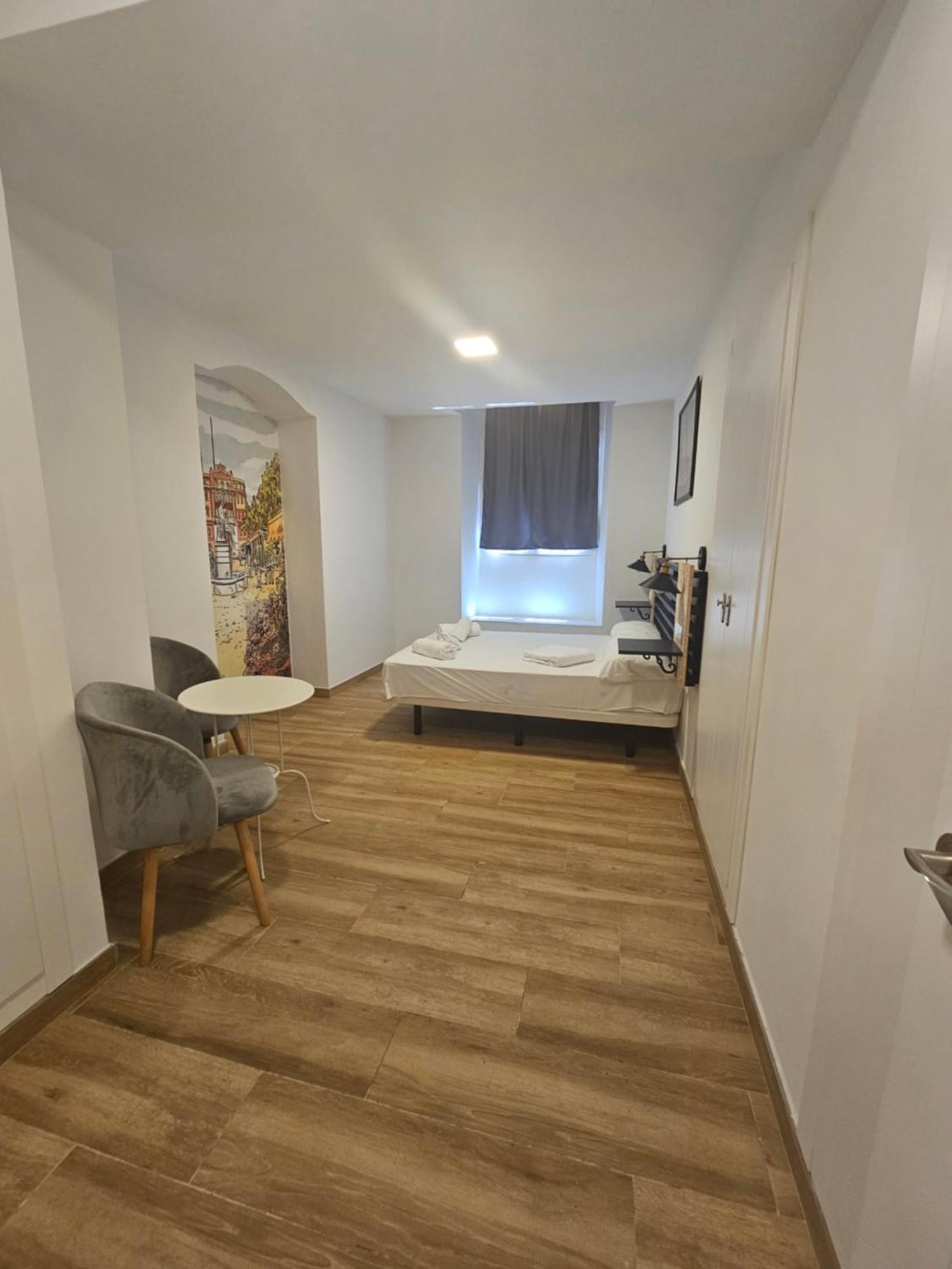 Apartamentos Plaza Santo Domingo Cadiz Exterior photo